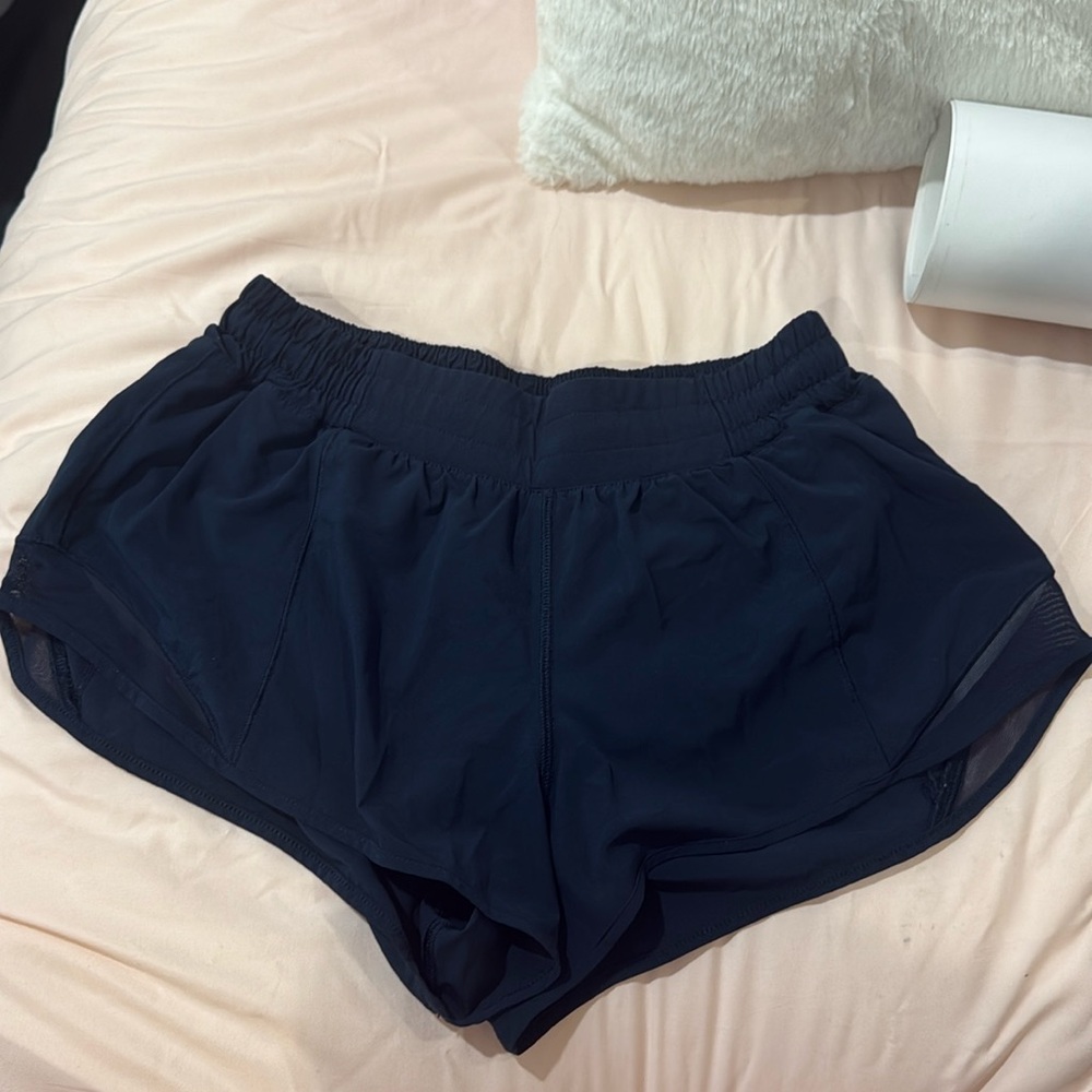 Navy Lululemon 2.5" hotty hot shorts